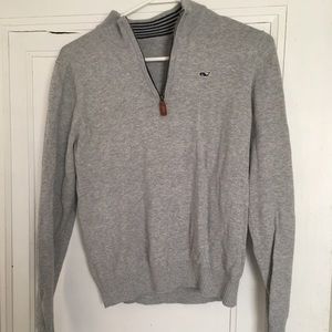 Gray Vineyard Vines sweatshirt